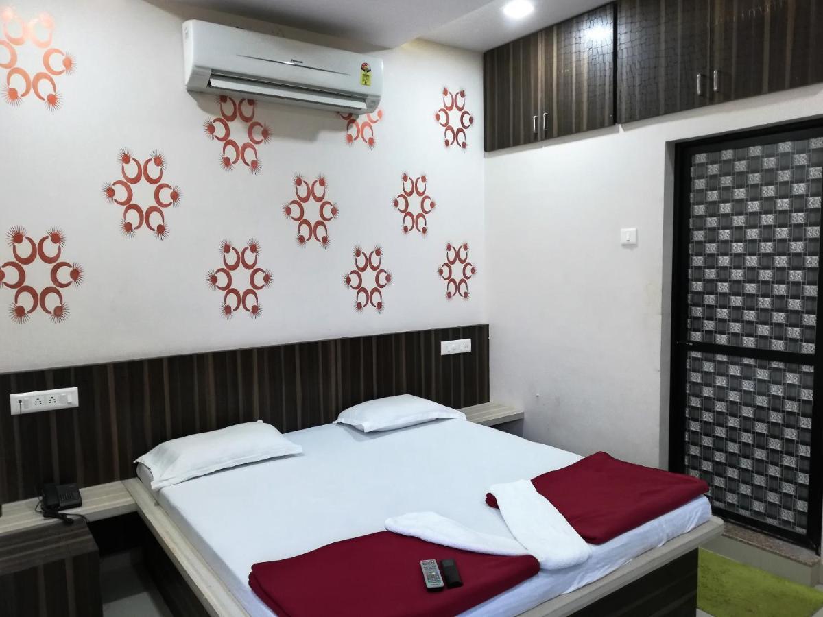 Hotel Shiv Regency Kukma Exterior foto